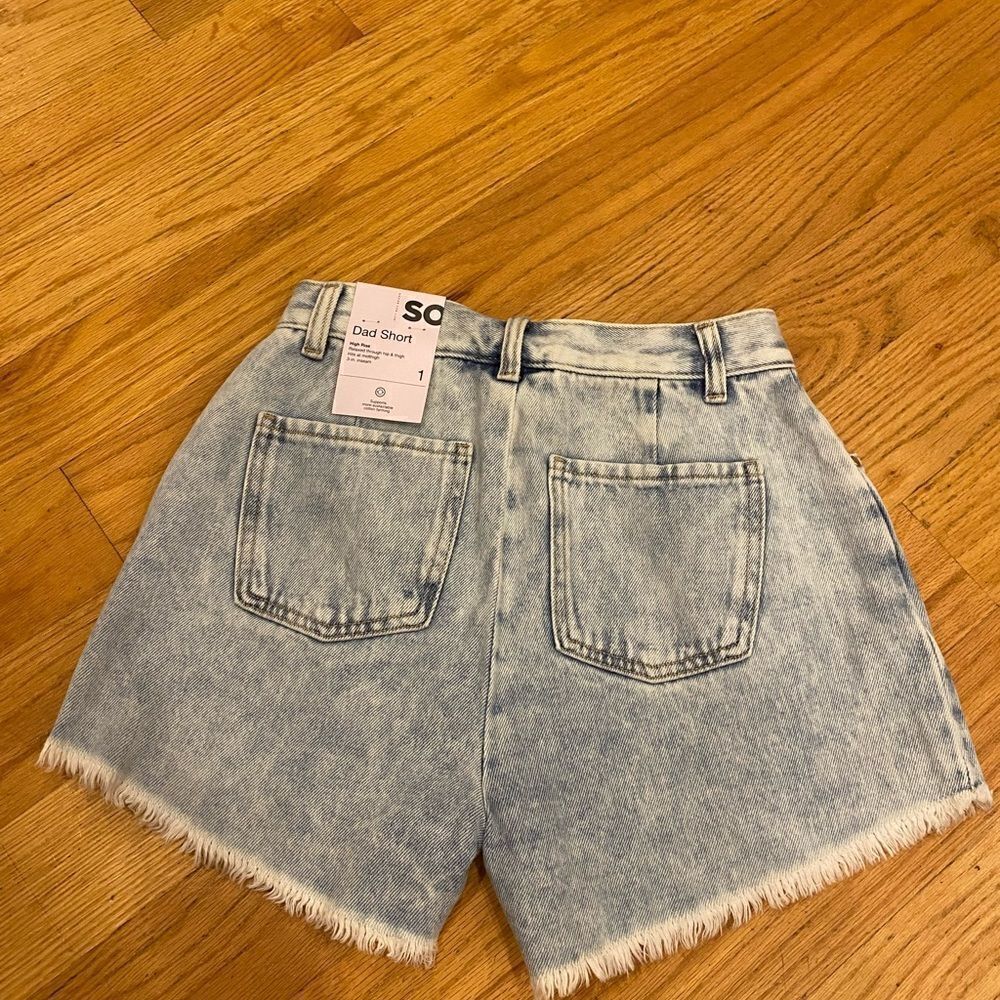 SO size 1 dad shorts denim stone wash raw hem